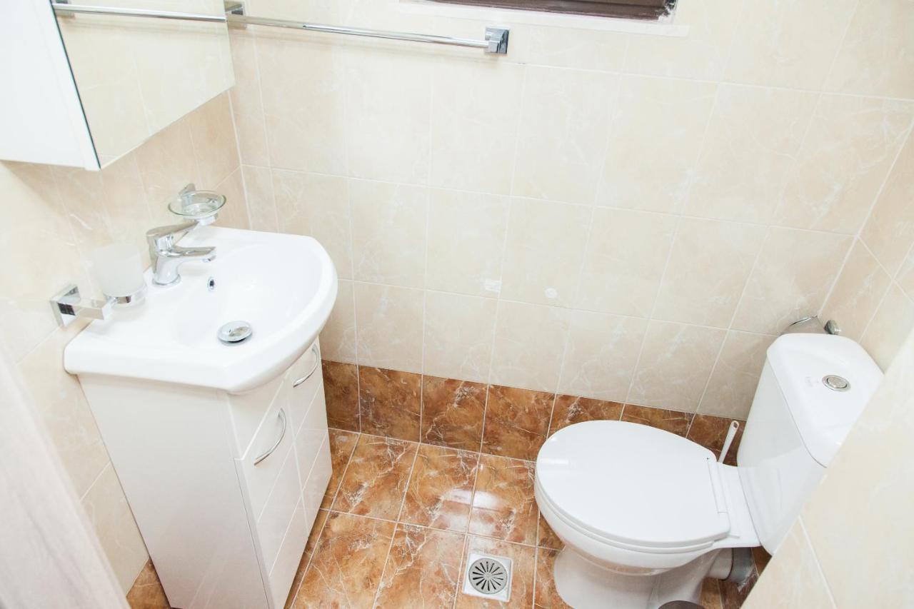 Great Apartment In Пирей Экстерьер фото