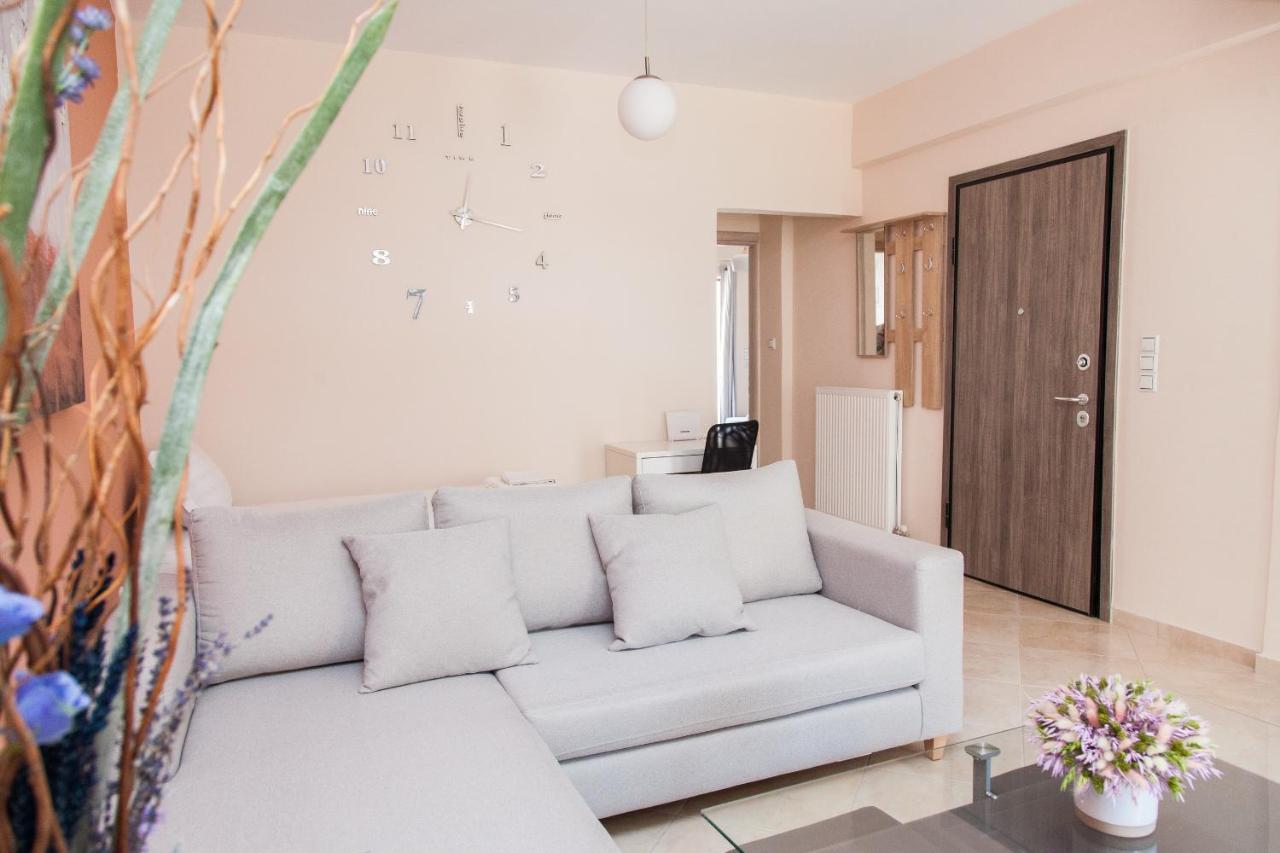 Great Apartment In Пирей Экстерьер фото